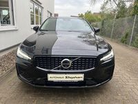 Neu Volvo V60 Plus 253 PS (186 kW) 2025 Schwarz Kombi