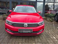 Gebraucht VW Passat Comfortline 120 PS (88 kW) 2015 Rot Kombi