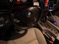 Gebraucht BMW 525 163 PS (119 kW) 2006 Blau Limousine