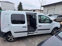 Gebraucht Renault Kangoo Expression 90 PS (66 kW) 2011 Weiß Van / Kleinbus