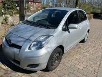 Gebraucht Toyota Yaris 69 PS (50 kW) 2011 Silber Kleinwagen