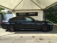 Gebraucht BMW 550 530 PS (389 kW) 2021 Schwarz Limousine