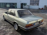 Gebraucht BMW 528 250 PS (183 kW) 1983 Grün Limousine