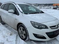 Gebraucht Opel Astra 110 PS (80 kW) 2015 Weiß Limousine