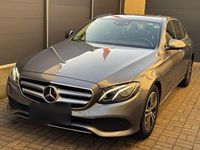 Gebraucht Mercedes E220 194 PS (142 kW) 2018 Grau Limousine