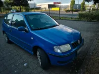 Gebraucht VW Polo 50 PS (36 kW) 2000 Blau Kleinwagen