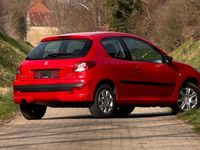 Gebraucht Peugeot 206 60 PS (44 kW) 2010 Rot Limousine