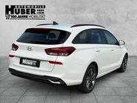 Neu Hyundai i30 Advantage 140 PS (102 kW) 2025 Weiß Limousine