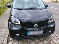 Gebraucht Smart ForFour 71 PS (52 kW) 2015 Schwarz Kleinwagen