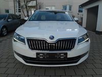 Gebraucht Skoda Superb Style 179 PS (131 kW) 2016 Weiß Kombi