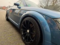 Second-hand Audi TT 180 CP (132 kW) 2000 Albastru Coupe