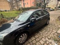 Second-hand Ford Focus 85 CP (62 kW) 2005 Negru Hatchback