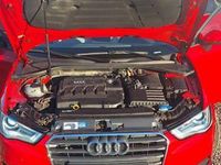 Gebraucht Audi A3 Ambiente 110 PS (80 kW) 2014 Rot Limousine