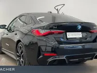 Gebraucht BMW i4 M Sport 350 kW (476 PS) 2023 Saphirschwarz metallic Limousine