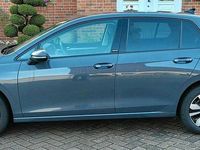 Gebraucht VW Golf VIII Move 131 PS (96 kW) 2024 Grau Limousine