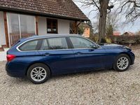 Gebraucht BMW 320 Sport Line 190 PS (139 kW) 2017 Blau Kombi