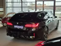 Gebraucht BMW 520 M Sport 197 PS (144 kW) 2025 Black sapphire metallic Kombi