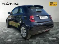 Gebraucht Fiat 500e 86 kW (118 PS) 2023 Schwarz Kleinwagen