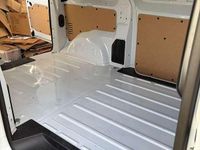 Gebraucht Peugeot Expert 144 PS (105 kW) 2024 Weiß Van