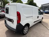 Gebraucht Fiat Doblò 95 PS (69 kW) 2018 Weiß Van / Kleinbus