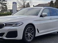 Gebraucht BMW 530 M Sport 286 PS (210 kW) 2021 Alpinweiss iii Kombi