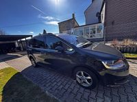 Gebraucht VW Sharan Match 140 PS (102 kW) 2012 Grau Van / Kleinbus