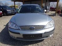 Gebraucht Ford Mondeo Trend 125 PS (91 kW) 2005 Machine silver Kombi
