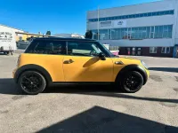 Usata Mini Cooper 120 CV (88 kW) 2007 Giallo Utilitaria