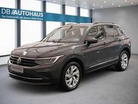 Gebraucht VW Tiguan Life 150 PS (110 kW) 2024 Delfingrau SUV