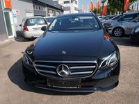 Gebraucht Mercedes E220 194 PS (142 kW) 2020 Ung. schwarz  unilack Kombi