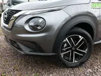 Neu Nissan Juke N-Connecta 114 PS (83 kW) 2025 Dark grey SUV