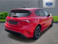 Gebraucht Ford Focus ST-Line 182 PS (133 kW) 2019 Racerot Limousine