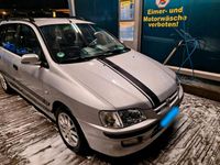 Gebraucht Mitsubishi Space Star 122 PS (89 kW) 2002 Silber Van / Kleinbus