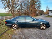 Gebraucht Mercedes E320 Avantgarde 224 PS (164 kW) 2000 Andere farben Limousine