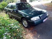 Gebraucht Mercedes C280 193 PS (141 kW) 1995 Grün Limousine