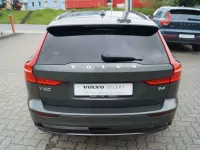 Gebraucht Volvo V60 Plus 197 PS (144 kW) 2025 Forest lake Kombi