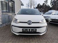 Gebraucht VW up! Move 60 PS (44 kW) 2019 Weiß Kleinwagen