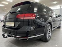 Gebraucht VW Passat 239 PS (175 kW) 2015 Deep black perleffekt Kombi