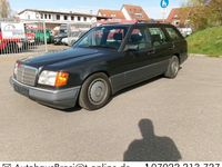 Gebraucht Mercedes E220 150 PS (110 kW) 1994 Schwarz Kombi