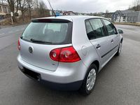 Gebraucht VW Golf IV Comfortline 102 PS (75 kW) 2005 Silber Limousine