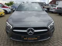 Gebraucht Mercedes A180 116 PS (85 kW) 2018 Grau Limousine