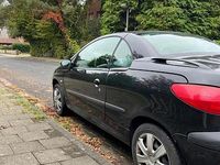 Gebraucht Peugeot 206 CC 109 PS (80 kW) 2003 Schwarz Cabrio