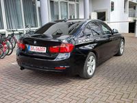 Gebraucht BMW 316 136 PS (100 kW) 2013 Black sapphire metallic Limousine
