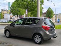 Gebraucht Opel Meriva Edition 120 PS (88 kW) 2012 Braun Van / Kleinbus