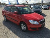 Gebraucht Skoda Fabia Family 86 PS (63 kW) 2011 Rot Kleinwagen