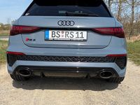 Gebraucht Audi RS3 Ambiente 400 PS (294 kW) 2023 Grau Limousine