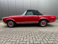 Gebraucht Mercedes 230 150 PS (110 kW) 1964 Rot Cabrio