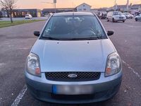 Gebraucht Ford Fiesta 79 PS (58 kW) 2007 Blau Kleinwagen