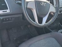 Gebraucht Hyundai i20 Edition 78 PS (57 kW) 2010 Schwarz Kleinwagen