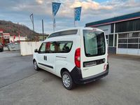 Gebraucht Opel Combo Selection 120 PS (88 kW) 2018 Weiß Van / Kleinbus